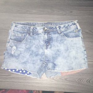 Justice | Light Wash Shorts | USA Pockets | 18R |